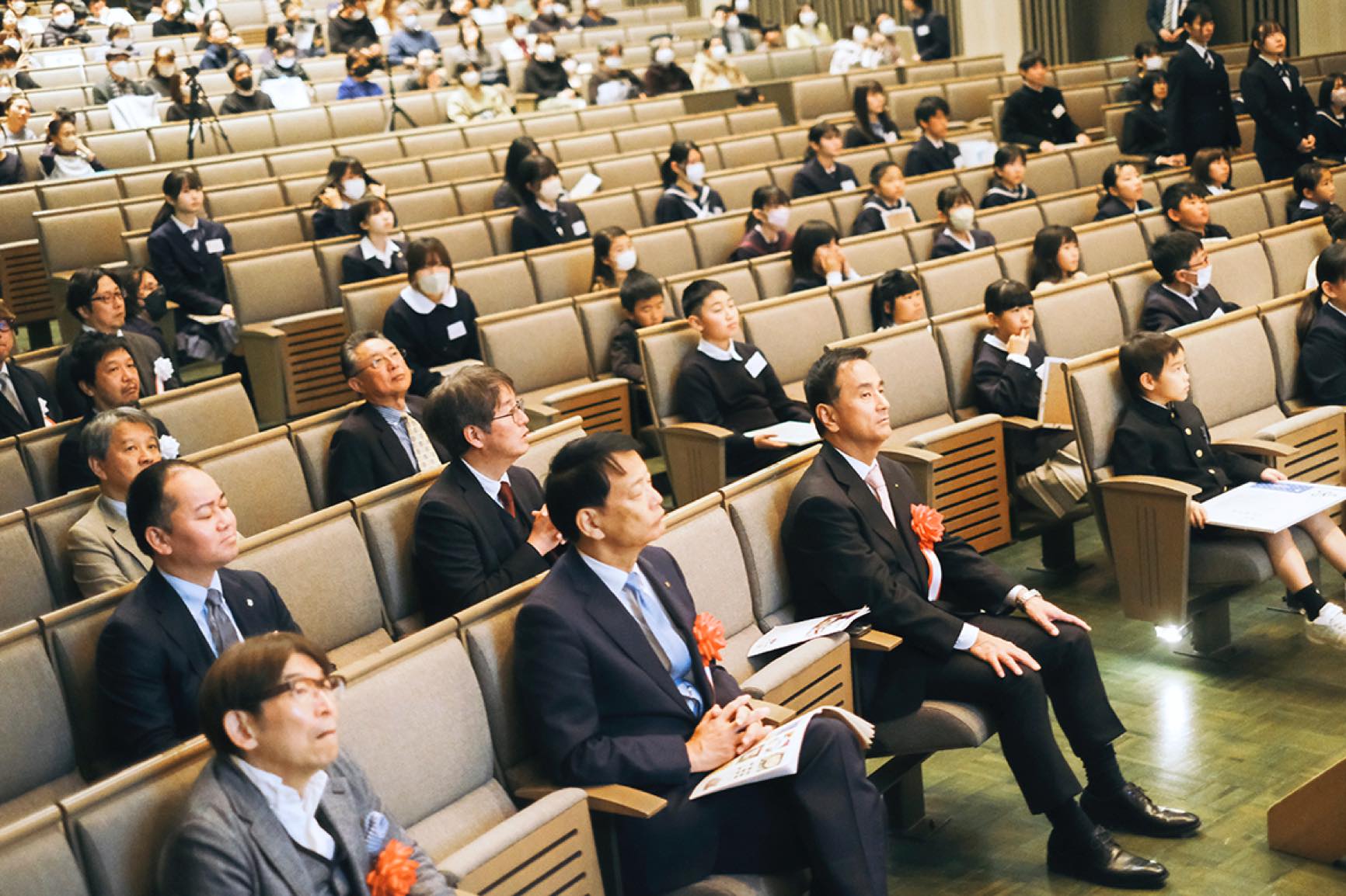 授賞式を待つ客席